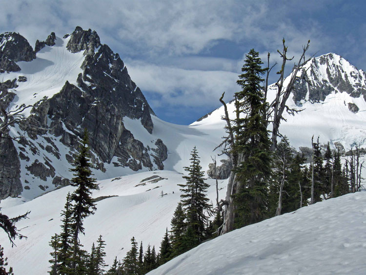 Tricouni Peak Image